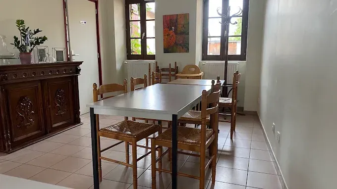 restaurant à Mhère